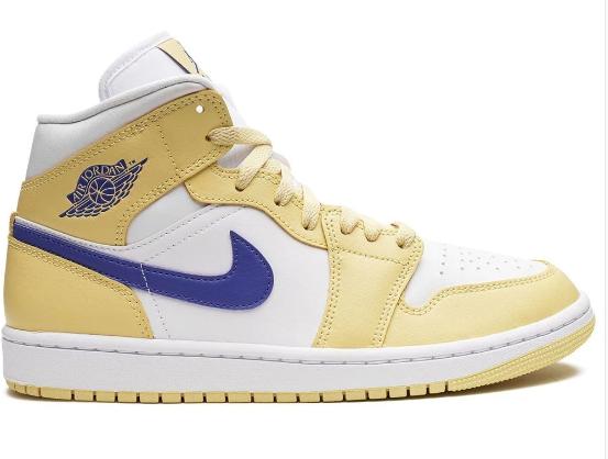 Sneakers Outlet bij Burned