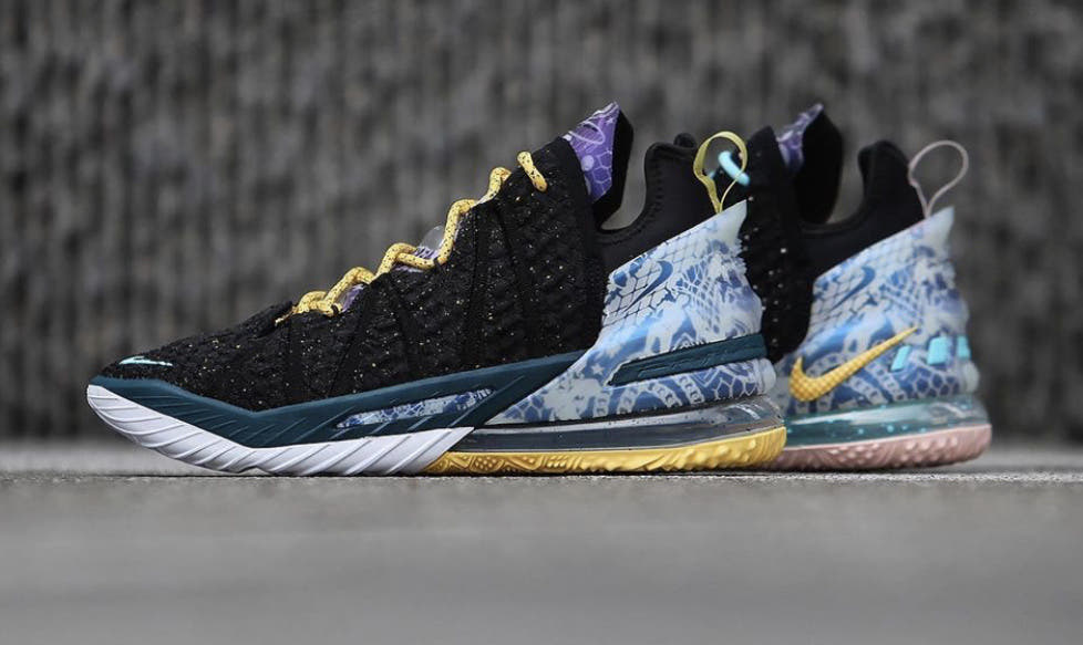 lebron-james-lebron18-reflections-basketbalschoen-zijkant