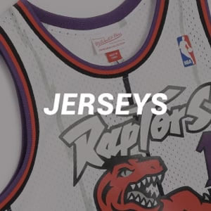 Een wit rode Raptors Jersey