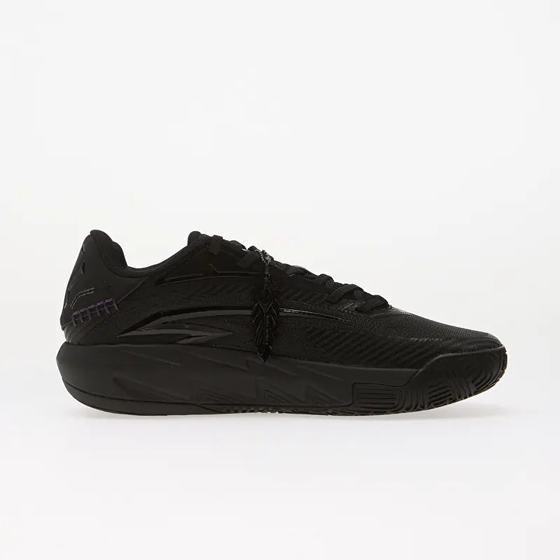 Anta KAI 3 Triple Black Kyrie Irving Basketbalschoen