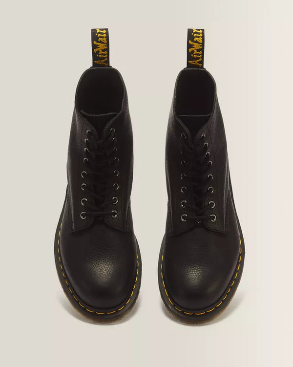 Dr. Martens Pascal Ambassador zwart, bovenaanzicht van het paar.