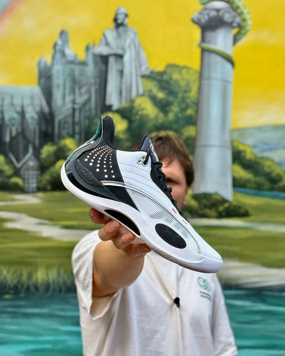 361 Degrees Team Joker ACE Basketbalschoen Zwart Wit