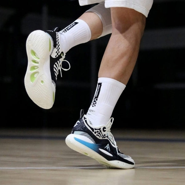 Chaussure de basket Rigorer AR2 Snake Eyes