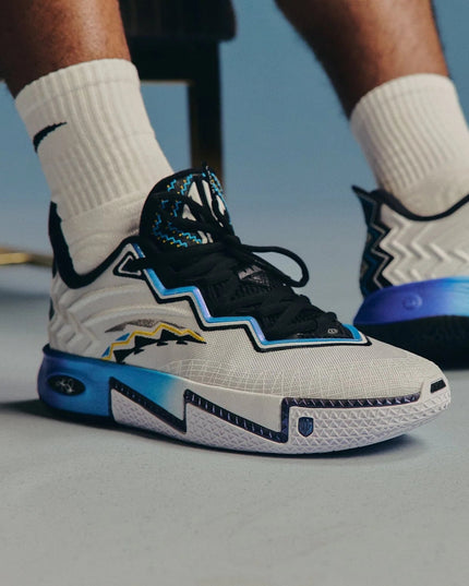 Anta KAI 2 Dallas Kyrie Irving Basketbalschoen