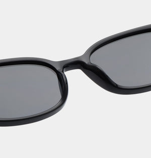 A.Kjærbede Charlie zonnebril Black - detail scharnier/binnenzijde