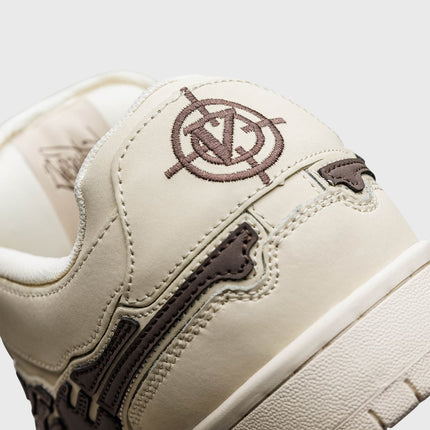 Akimbo Low Reverse Cappucchino achterkant