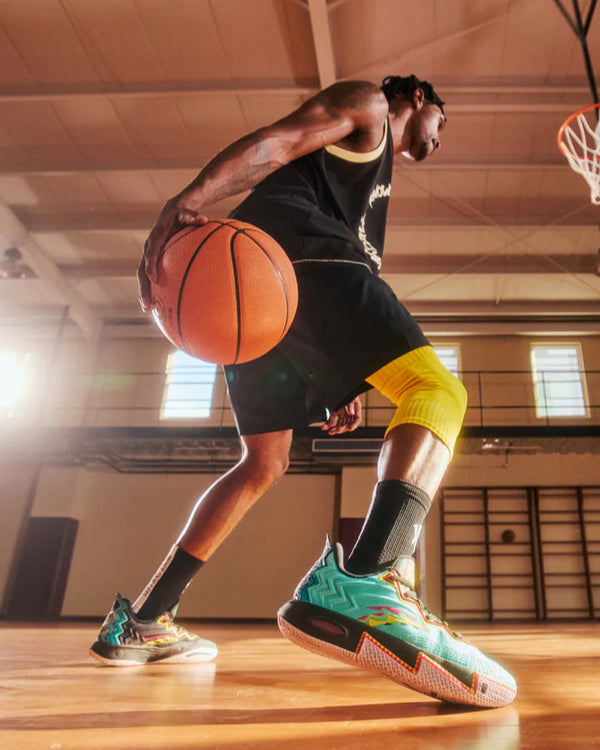 Anta KAI 2 Retro 90s Kyrie Irving Basketbalschoen
