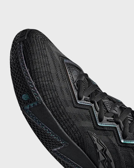 Anta KAI 2 Triple Black Kyrie Irving Basketbalschoen