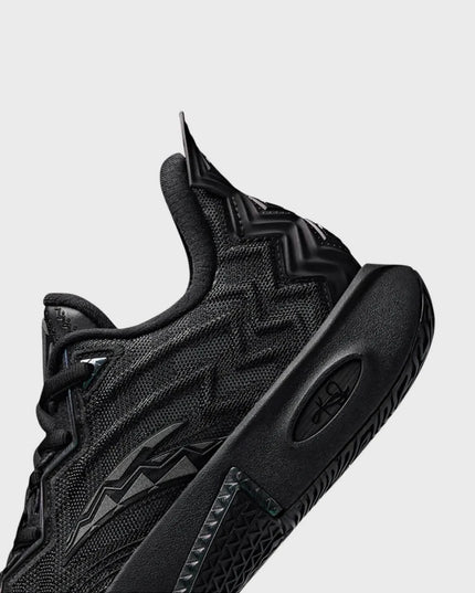Anta KAI 2 Triple Black Kyrie Irving Basketbalschoen