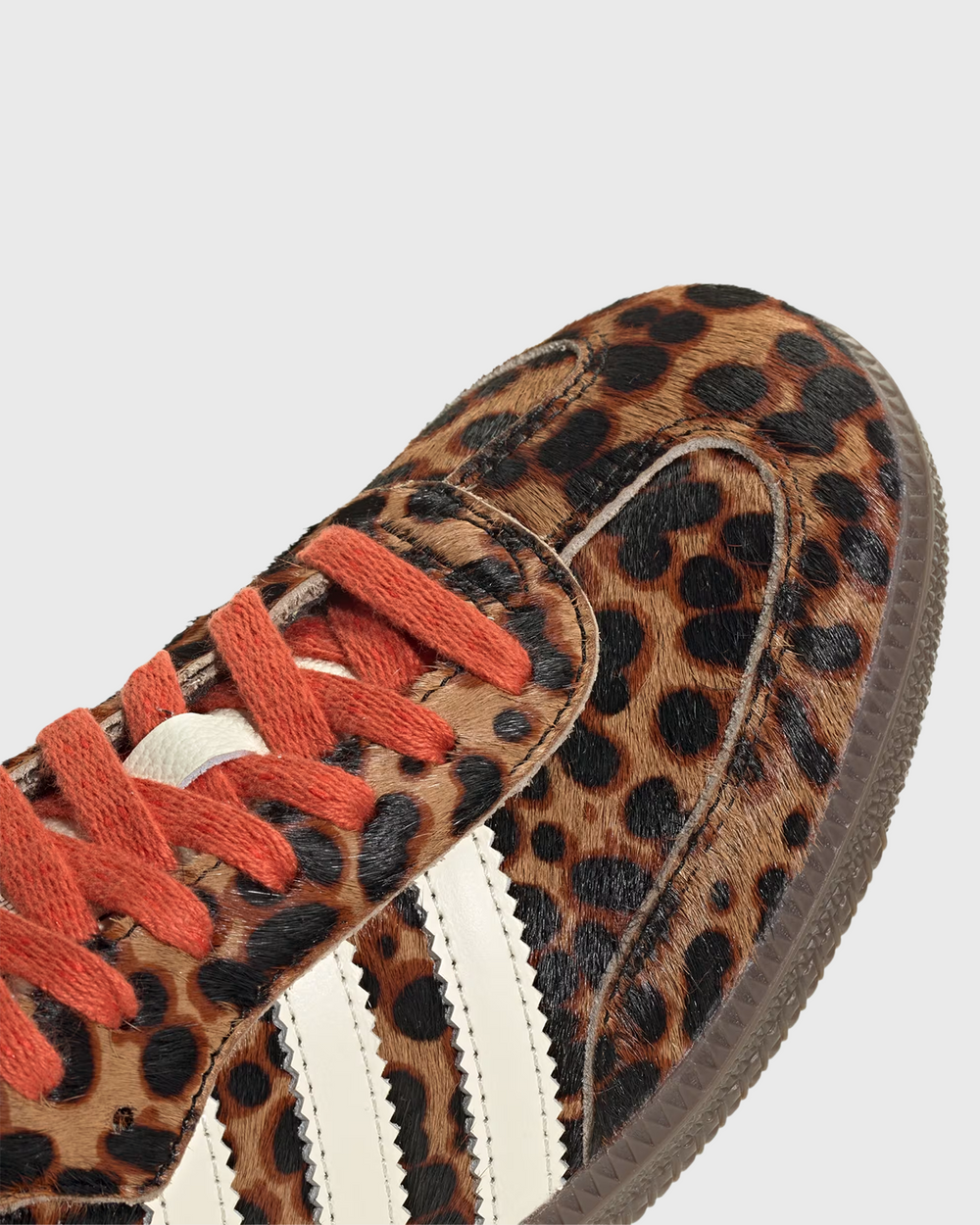 Adidas Samba OG Panter zijaanzicht linkerschoen
