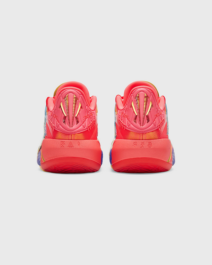 Anta KAI 3 432HZ achterkant schoenpaar gouden logo kyrie irving
