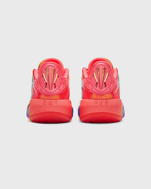 Anta KAI 3 432HZ achterkant schoenpaar gouden logo kyrie irving
