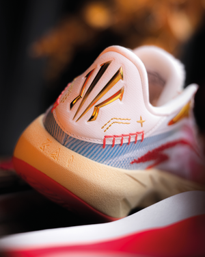 Anta KAI 3 Chinese New Year detail hak gouden kyrie irving logo