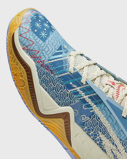 Anta KAI 3 Politics Patchwork detail voorkant blauw wit beige