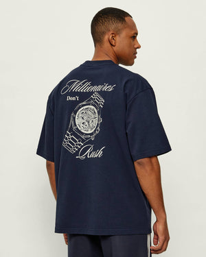 Baron Filou Backprint No Rush T-Shirt Navy achteraanzicht met model