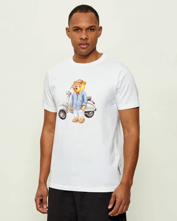 Baron Filou CLXXI T-Shirt Wit model met shirt aan opdruk beer en scooter