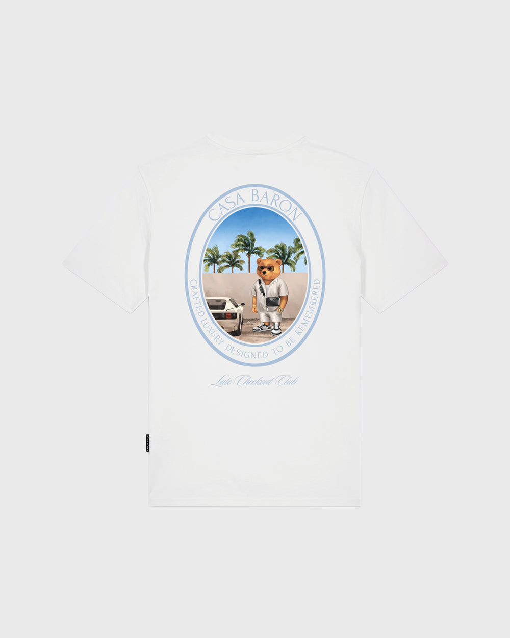 Baron Filou Oval Backprint CLXIX T-Shirt Wit achterkant opdruk beer bij auto palmbomen