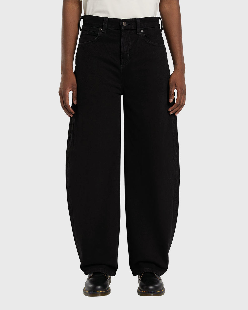 Dickies 998 Baggy Barrel Carpenter Lange Broek Zwart vooraanzicht model onderkant