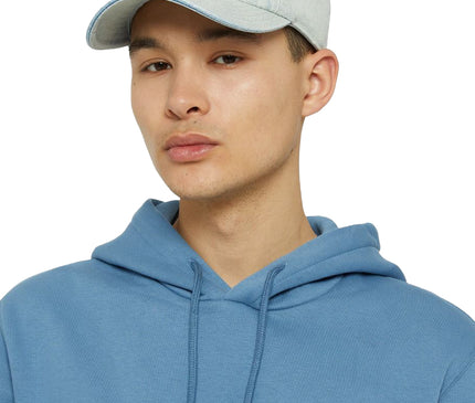 Dickies-Hardwick-Denim-6-Panel-Baseballcap-Light-blue-With-Male-Model