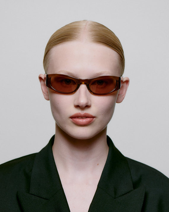 A.Kjærbede Gust zonnebril Smoke Transparent - gedragen, lookbook