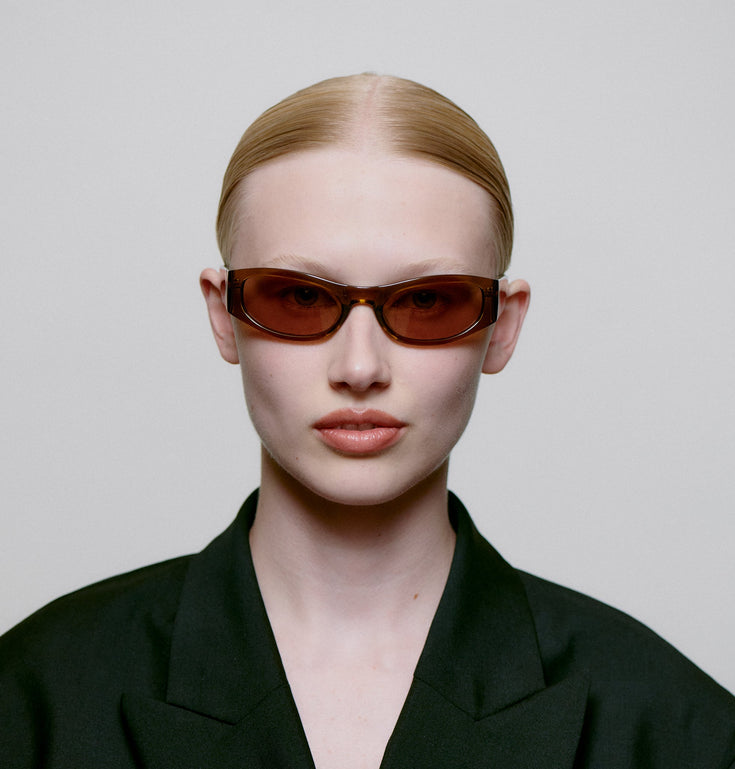 A.Kjærbede Gust zonnebril Smoke Transparent - gedragen, lookbook
