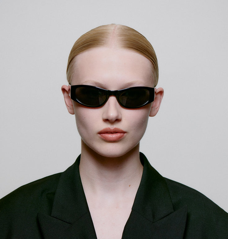 A.Kjærbede Gust zonnebril Black - gedragen, lookbook