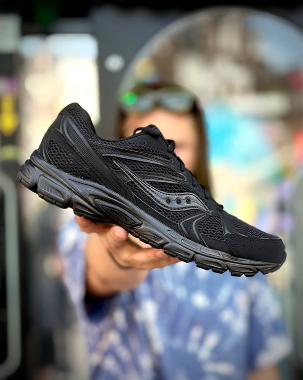 Saucony Ride Millennium Sneaker Black