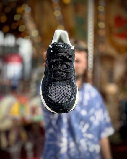 Saucony Progrid Omni 9 Sneaker Zwart