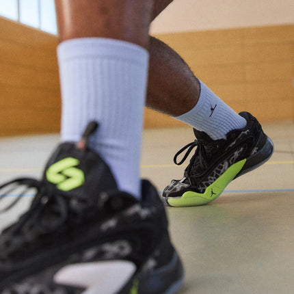 Jordan Luka Doncic Luka 2  Black White Volt