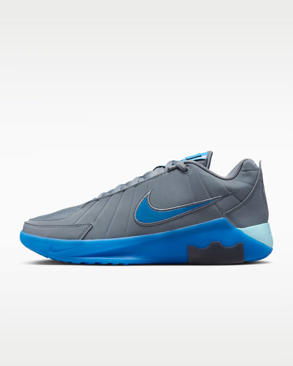 Nike LeBron Witness 9	Basketbalschoen Blauw