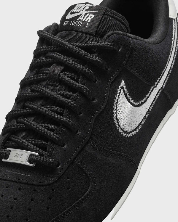Nike Air Force 1 '07 LV8 Sneaker Suede Zwart