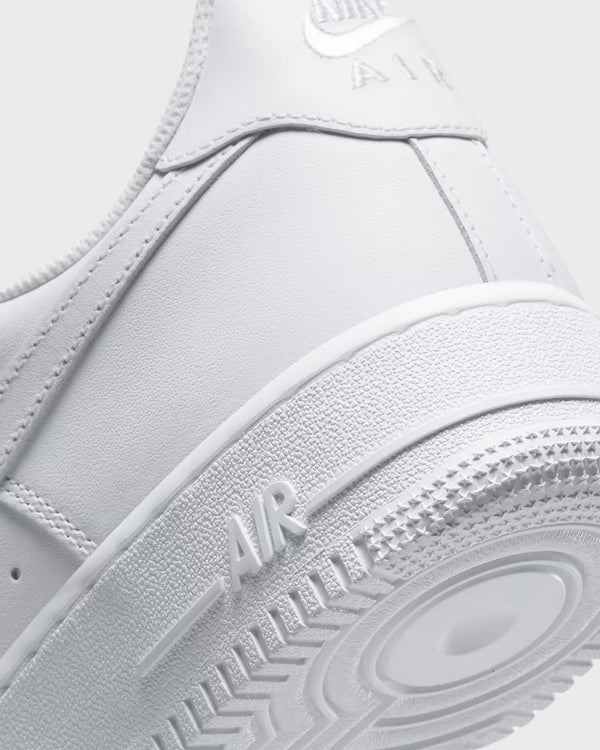Nike Air Force 1 '07 Wit achteraanzicht