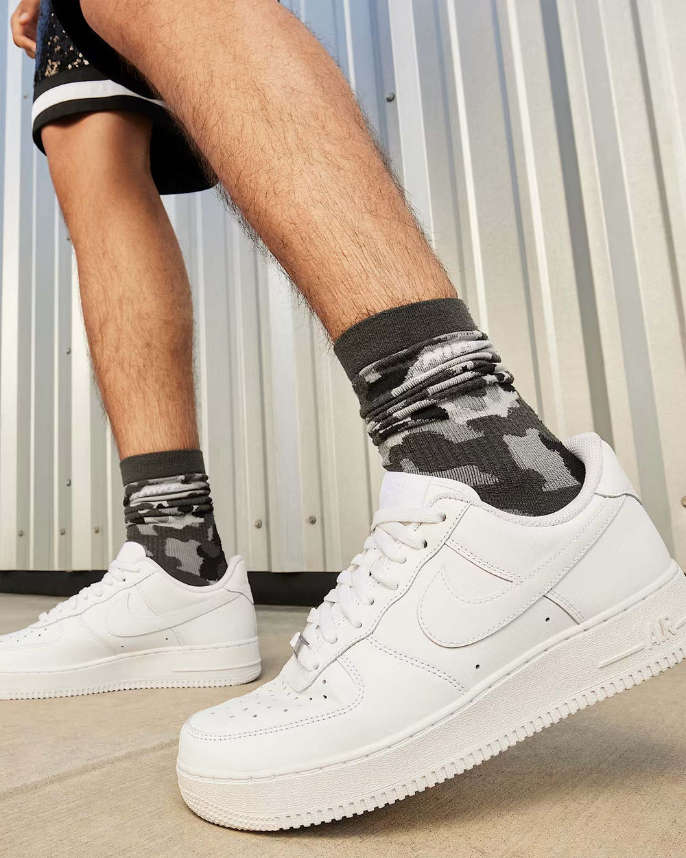 Nike Air Force 1 '07 Wit links