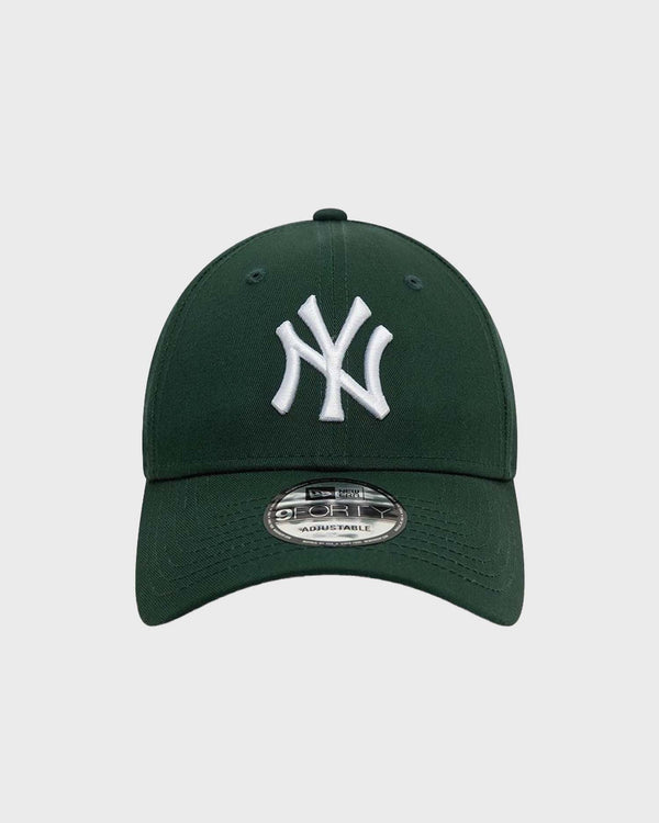 New York Yankees League Essential 9Forty Adjustable Cap Green 