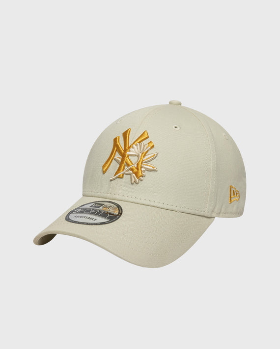 New Era New York Yankees Floral 9Forty Adjustable Cap Beige