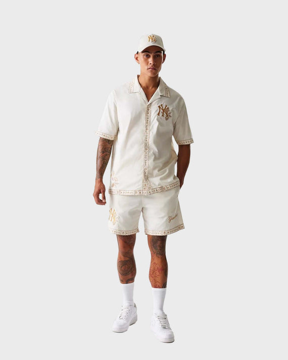 New York Yankees Taping Shorts Off White