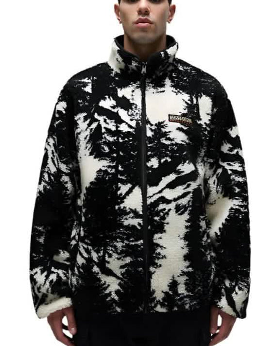 NapapijriTeddyArgientJasZwartWitmodelvoorkant2