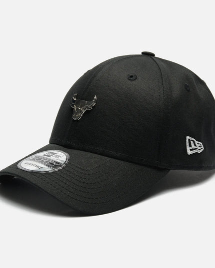 New Era 9forty Adjustable Pin Logo Chicago Bulls Cap Zwart/Zwart