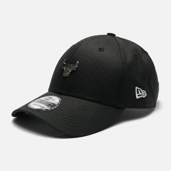New Era 9forty Adjustable Pin Logo Chicago Bulls Cap Zwart/Zwart