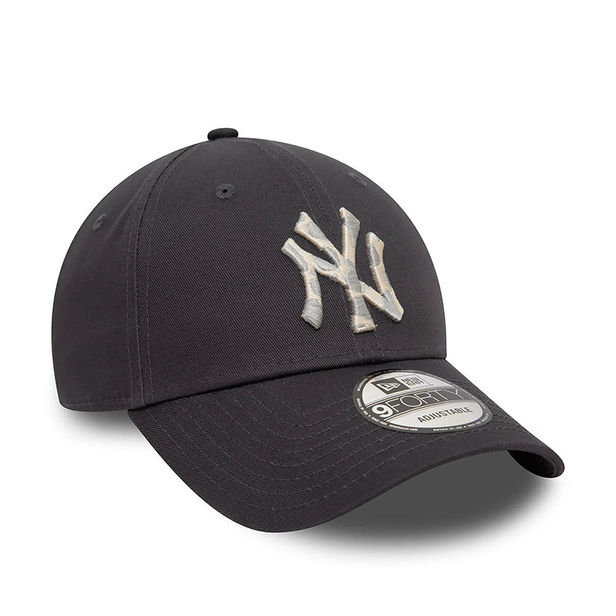 New-Era-New-York-Yankees-Animal-Infill-9Forty-Adjustable-Cap-Grey-Left