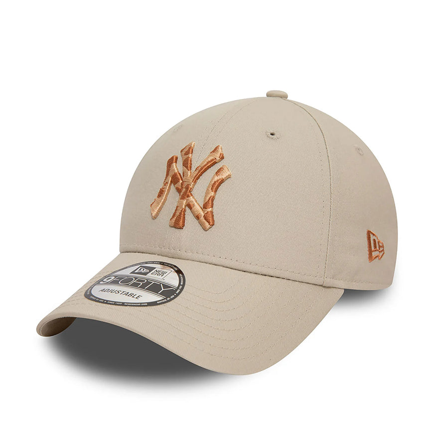 New York Yankees Animal Infill 9Forty Adjustable Cap Beige