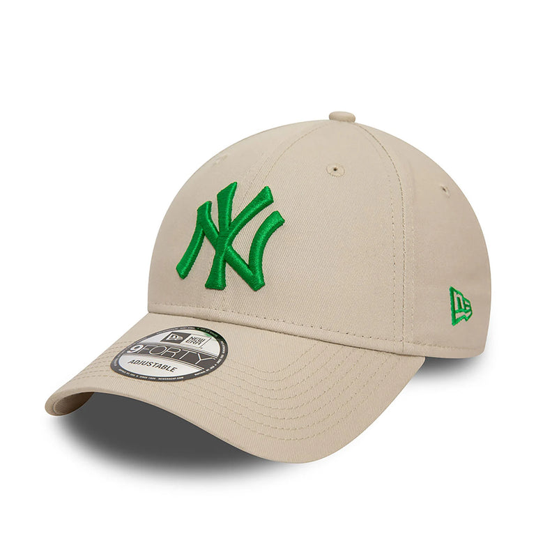 New York Yankees League Essential 9Forty Verstellbare Kappe Grün Beige