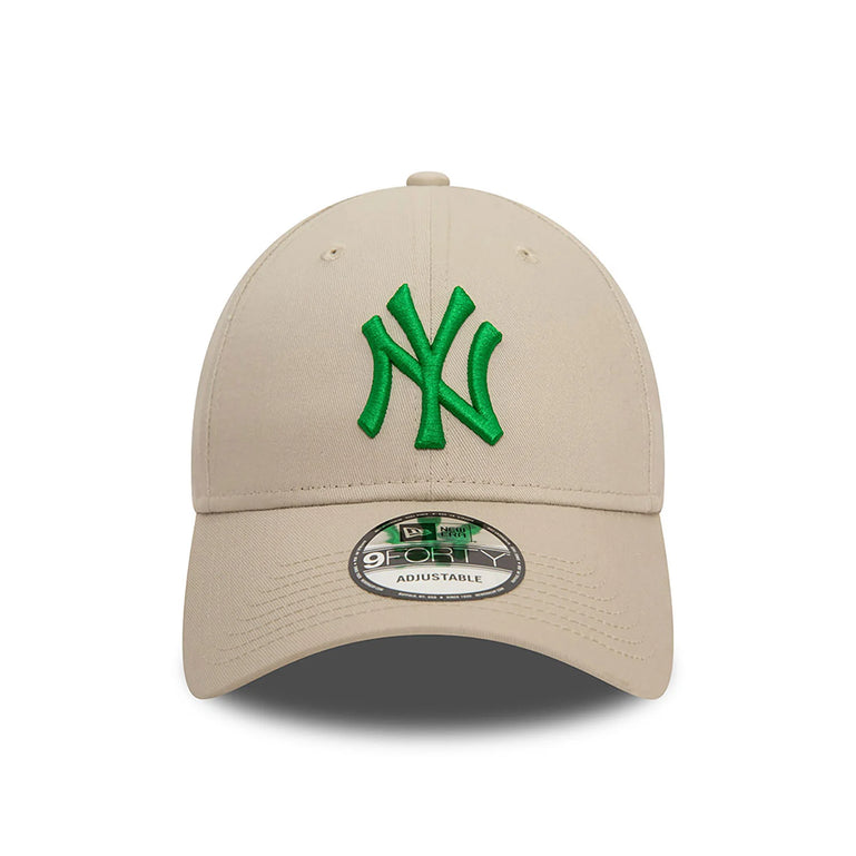 New York Yankees League Essential 9Forty Verstellbare Kappe Grün Beige