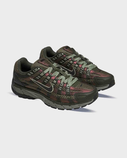 Nike P-6000 Sneaker Groen zijaanzicht