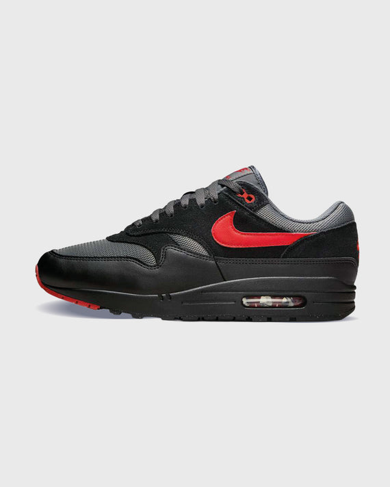 Nike Air Max 1 Sneaker Essential Vamps Zwart linkerkant