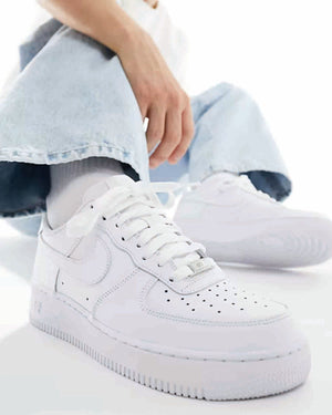 Nike Air Force 1 '07 Wit zijaanzicht