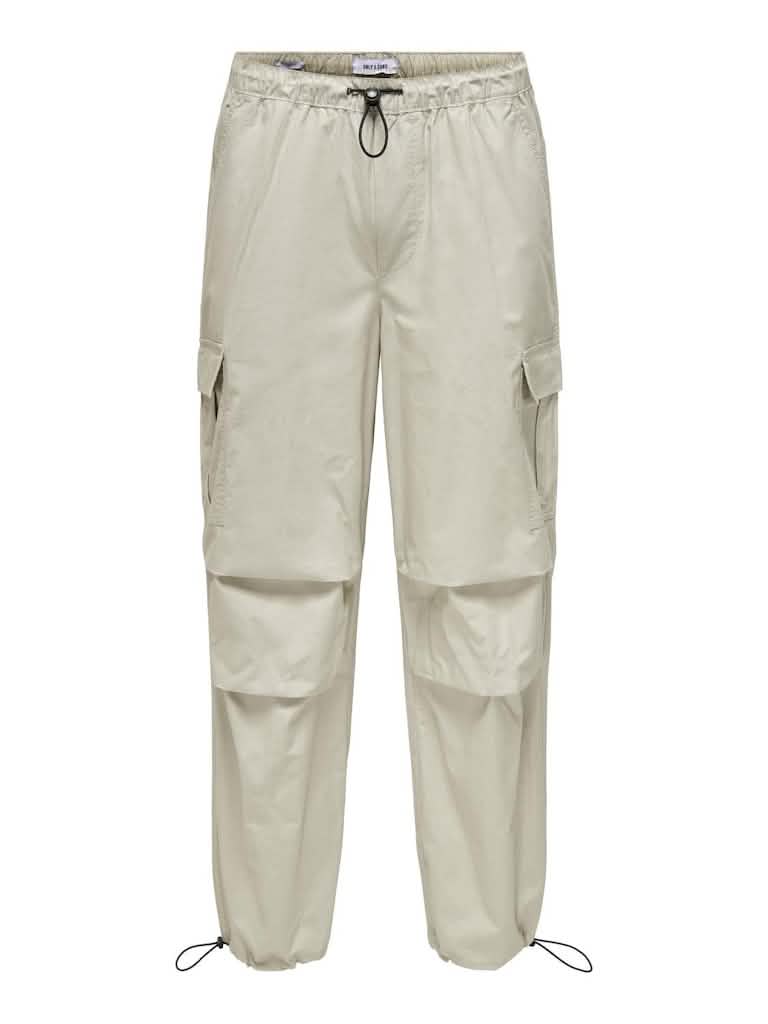 Only-&-Sons-Fred-Loose-Cargo-Pants-Beige-Model-voorkant