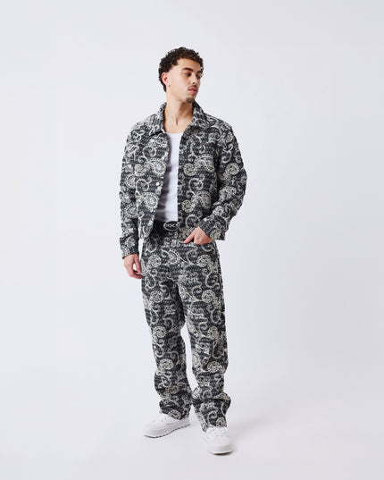 Project X Paris Bandana All Over Denim Broek vooraanzicht met model helemaal in beeld met broek en jas