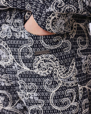 Project X Paris Bandana All Over Denim Broek close up van de broek met label