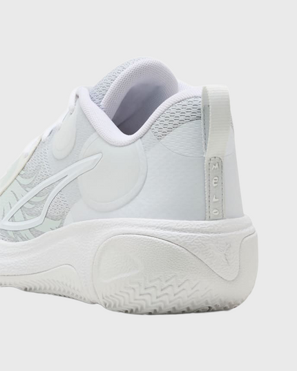 Puma MBWorld.01 LaMelo Ball Basketbalschoen Wit hiel achterkant close up